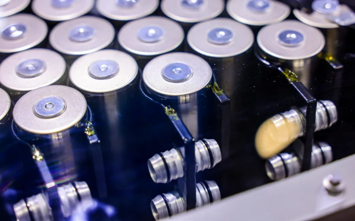 大圓柱電池應用場景“上新”