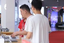 買電腦、考駕照、去旅行……“考后經濟”透出消費新趨勢