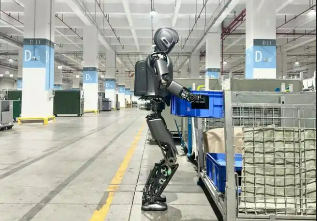 人形機(jī)器人產(chǎn)業(yè)迎多路資金“活水”澆灌