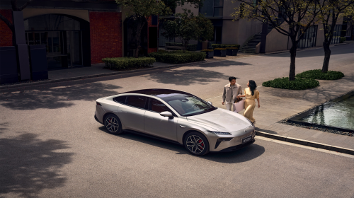 2025年15萬內(nèi)安全性與操控性并存的六邊形戰(zhàn)士