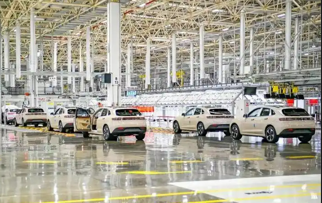 智能化競(jìng)爭(zhēng)步入“深水區(qū)” 催生汽車產(chǎn)業(yè)鏈合作新機(jī)制