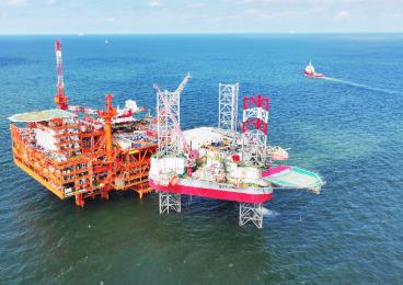 順利投產(chǎn)！渤海億噸級(jí)油田+1