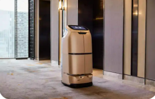 全球商用服務(wù)機(jī)器人市場中國廠商出貨量超八成