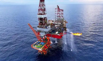 我國(guó)海上首個(gè)高溫高壓低滲天然氣開(kāi)發(fā)項(xiàng)目投產(chǎn)