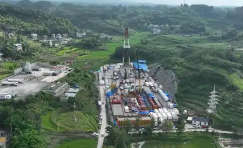 四川盆地再添超千億方深層整裝頁(yè)巖氣田