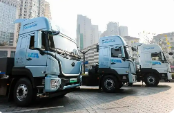 新能源重卡銷量激增 補能網絡滯后成產業(yè)瓶頸