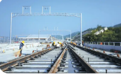 西十高鐵正式啟動(dòng)全線鋪軌