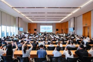 發(fā)碼、應(yīng)用與監(jiān)管功能“三位一體”  全國首個(gè)國有藥耗追溯碼一體化服務(wù)平臺(tái)在廈門上線