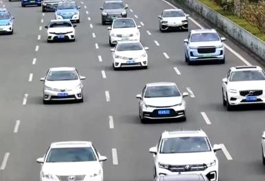 今年以來汽車以舊換新申請量達830萬份 政策“組合拳”推動產(chǎn)業(yè)高質(zhì)量發(fā)展