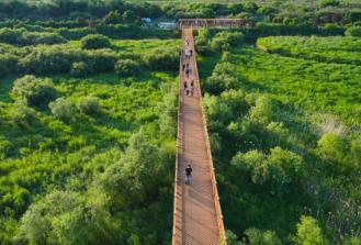 哈爾濱、漠河、撫遠三地聯(lián)動 構建“兩極牽引、全域聯(lián)動”文旅格局