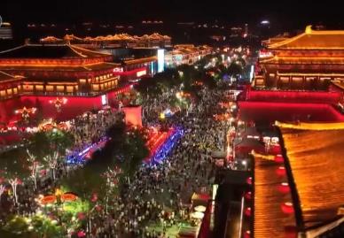 新玩法、新引擎、新體驗(yàn)……“雙節(jié)”引燃假日消費(fèi)熱潮