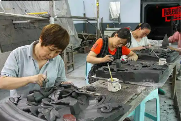 全國1.29萬余家非遺工坊已帶動相關(guān)產(chǎn)業(yè)鏈120萬余人就業(yè)