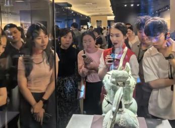 國(guó)慶中秋假期 四川志愿者服務(wù)群眾522余萬(wàn)人次 服務(wù)時(shí)長(zhǎng)230余萬(wàn)小時(shí)