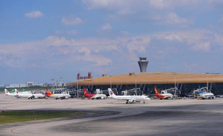 安徽機場集團航空運輸服務(wù)保障能力持續(xù)提升