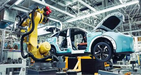 今年銷量有望超過1600萬輛 “四個更加注重”讓新能源汽車續(xù)航無憂