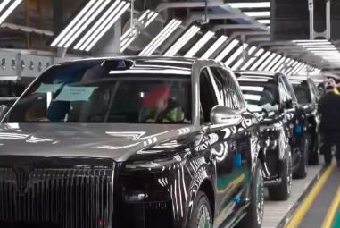 “跨界聯(lián)動”成熱門趨勢 產(chǎn)業(yè)鏈各環(huán)節(jié)加速協(xié)同為汽車市場注入強(qiáng)勁新動能