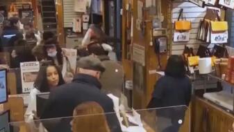 美國(guó)11月消費(fèi)者信心指數(shù)跌至88.7 創(chuàng)7個(gè)月來最低值