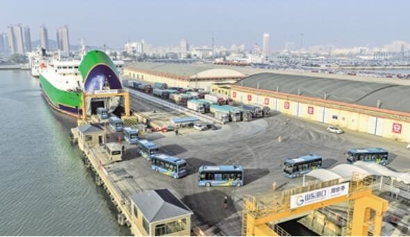 擁抱萬億級(jí)消費(fèi)市場(chǎng) 汽車產(chǎn)業(yè)迎新機(jī)遇