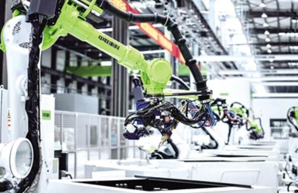 共享工廠鑄就智造標(biāo)桿 中聯(lián)重科領(lǐng)航中國(guó)裝備制造業(yè)升級(jí)