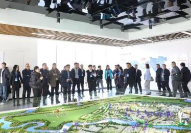 四川邛崍：50余家企業(yè)齊聚 共商新材料產業(yè)發(fā)展