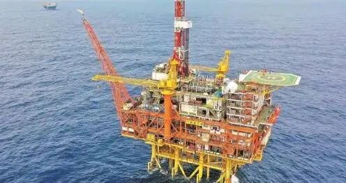 我國首個深水油田二次開發(fā)項目全面投產(chǎn)