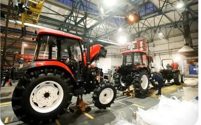 中國一拖集團(tuán)2025年年會錨定質(zhì)量繪就新藍(lán)圖