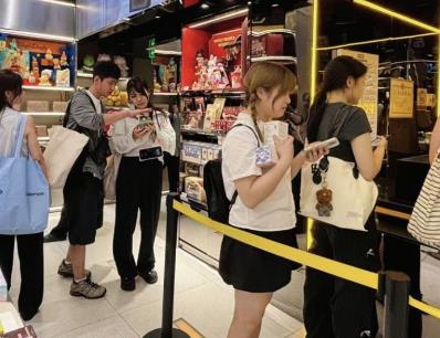 從“智能換新”到“情緒消費(fèi)” 　解碼2025年消費(fèi)市場四大趨勢