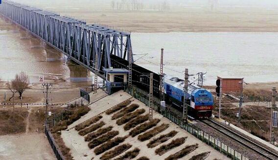 世界首次3.5萬噸群組列車試驗成功 新列車帶來哪些能力提升？