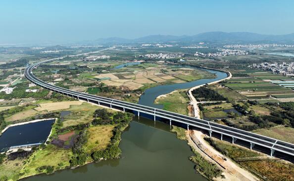 奮戰(zhàn)“十五五” 廣東高速公路建設(shè)捷報(bào)頻傳