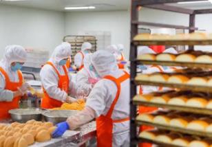 甜品自助潮來襲 體驗經(jīng)濟(jì)助推烘焙產(chǎn)業(yè)年輕化轉(zhuǎn)型