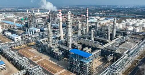 中國(guó)石油：新材料產(chǎn)量“三級(jí)跳”助推轉(zhuǎn)型跑出“加速度”