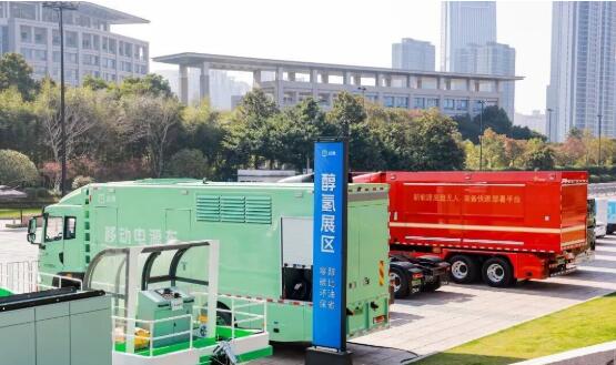 萬(wàn)億賽道加速起跑 液態(tài)新能源重構(gòu)產(chǎn)業(yè)格局