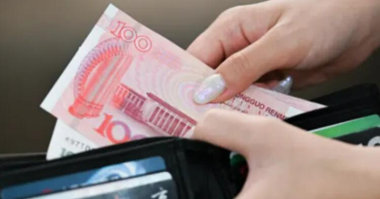 遇拒收現(xiàn)金可維權(quán) 人民幣現(xiàn)金收付新規(guī)下月起施行