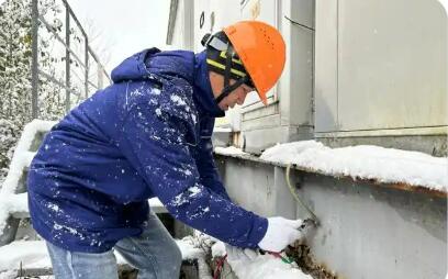 戰(zhàn)寒潮！中國華電筑牢冬日溫暖防線