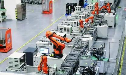 工業(yè)和信息化領(lǐng)域?qū)?jīng)濟(jì)增長貢獻(xiàn)超四成 人工智能產(chǎn)業(yè)亮點(diǎn)紛呈