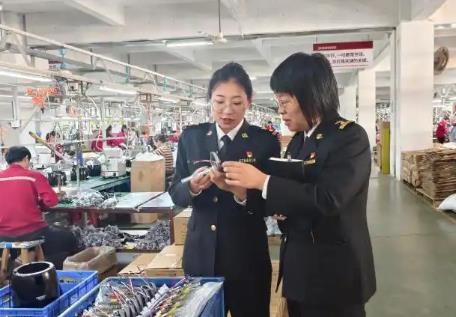 “中國電飯鍋之鄉(xiāng)”廣東廉江小家電出?！巴厝Α?></a></div><!-- img end -->	<div   id=