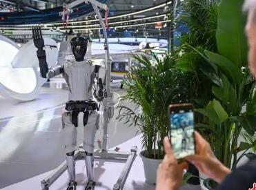 四川兩會聚焦“人工智能+”：科技如何賦能千行百業(yè)？