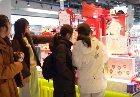 以“電影+”為紐帶串聯(lián)起消費互通 “觀影+餐飲+購物”釋放多元消費動能