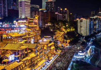 春節(jié)消費市場熱潮開新局，開門紅火勢頭長盛耀九霄