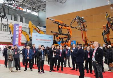 “隧道之鄉(xiāng)”再出發(fā)：2026平潭隧道展開幕，錨定特色品牌 推動產(chǎn)業(yè)升級