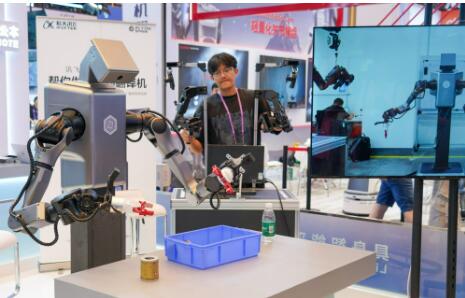 走好中國式現(xiàn)代化關鍵一程——從全國兩會看“十五五”規(guī)劃新圖景