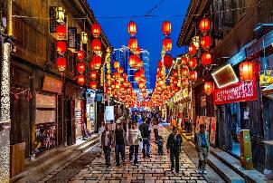 這個春節(jié)，“21℃的城市”安順為何熱度爆表？