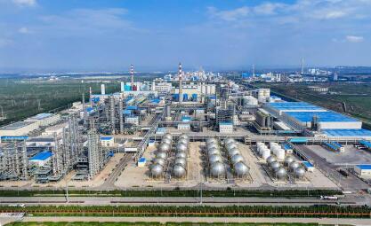 內(nèi)蒙古：萬億化工集群跑出“駿馬速度”