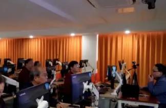 “熱門課程”拼手速 老年教育成服務(wù)消費(fèi)新風(fēng)口