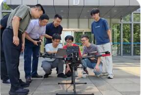 教育部：高校要新設(shè)一批適應(yīng)新技術(shù)、新產(chǎn)業(yè)、新業(yè)態(tài)的學(xué)科專業(yè)