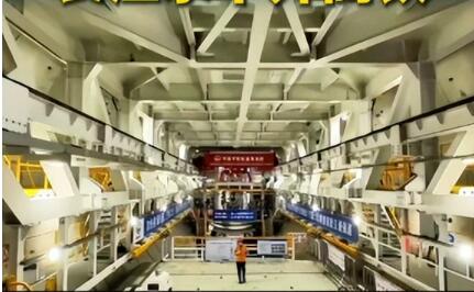 最大、首艘！中國“超級裝備”密集上新