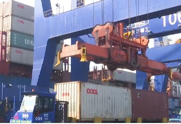 98.37萬標箱、199%！一季度海南洋浦港外貿(mào)集裝箱吞吐量增速亮眼